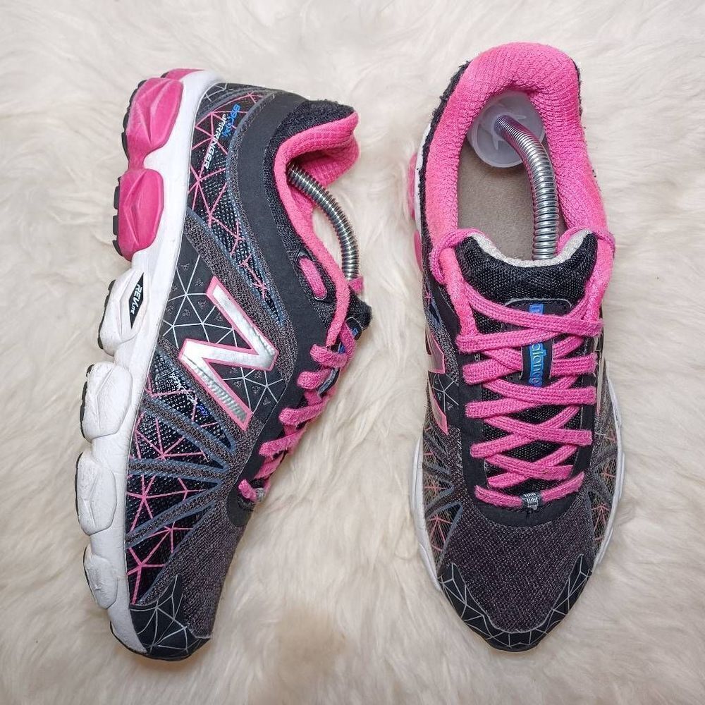 New Balance Womens Black Pink Running Shoes Sneakers Size 6.5
